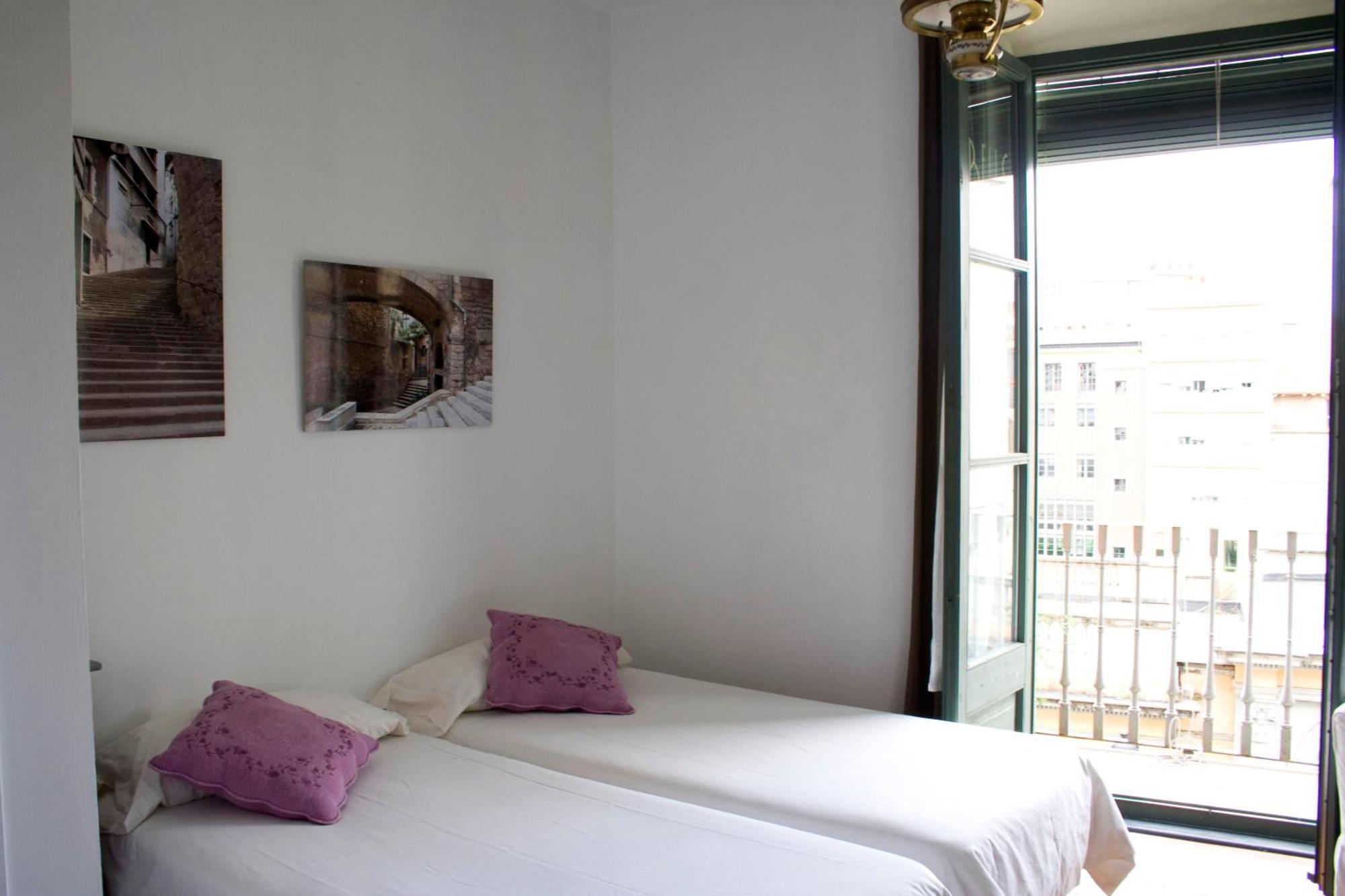 Bed & Breakfast Bells Oficis Girona Eksteriør bilde